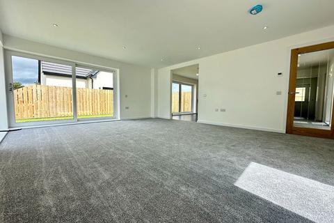 4 Auchroisk Place, Cromdale, Grantown-on-spey, PH26 3QF