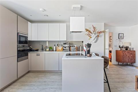 3 bedroom apartment for sale, Gaumont Place, London, SW2