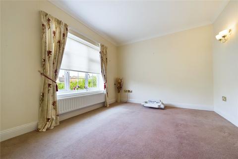 2 bedroom apartment for sale, Armour Road, Tilehurst, Reading, Berkshire, RG31