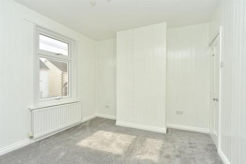 16 Adelaide Road, Gillingham, ME7 4NJ