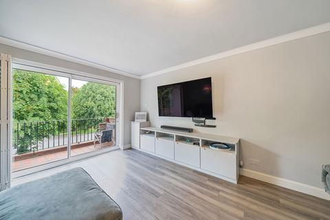 7, Kestrel Court, 6 The Avenue, Beckenham, BR3 5EJ