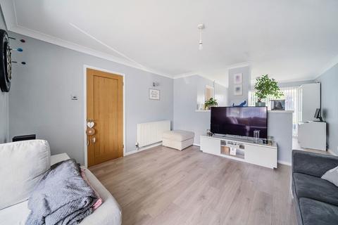 7 Maiden Erlegh Avenue, Bexley, DA5 3PB