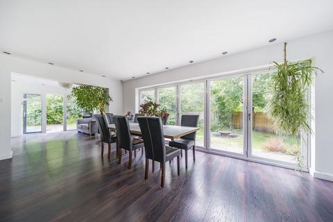 10 Inchwood, West Wickham, BR4 9RB
