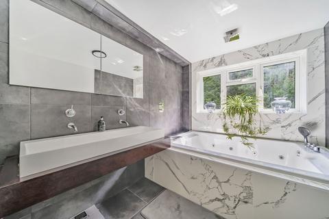 10 Inchwood, West Wickham, BR4 9RB