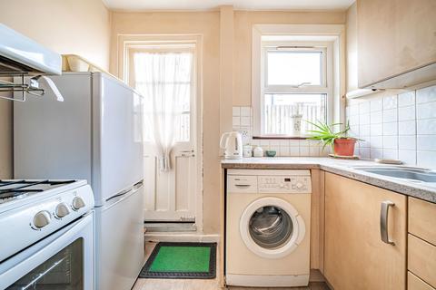 27 Devonshire Road, London, SE9 4QP