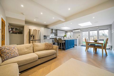 64 Riverside Road, Sidcup, DA14 4PU