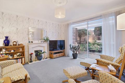 49 Avondale Road, Bromley, BR1 4HS