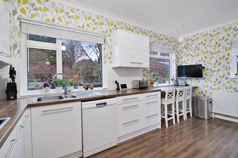 49 Avondale Road, Bromley, BR1 4HS