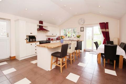 88 Birmingham Road, Kidderminster, DY10 2SR
