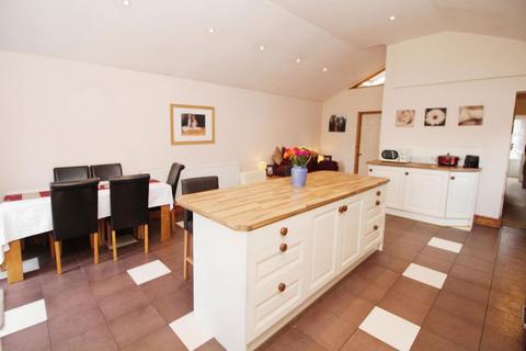 88 Birmingham Road, Kidderminster, DY10 2SR