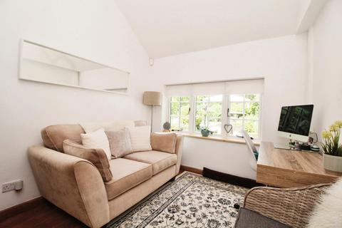Marlbrook Cottage Footrid, Mamble, Kidderminster, DY14 9JS