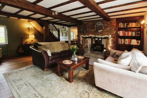 Marlbrook Cottage Footrid, Mamble, Kidderminster, DY14 9JS