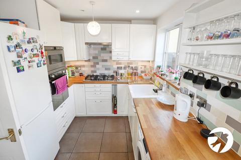 27 Poppy Close, Belvedere, DA17 6GN