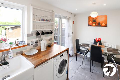 27 Poppy Close, Belvedere, DA17 6GN