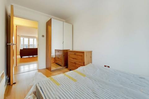 2 bedroom flat to rent, Cotton Row, Battersea, London, SW11