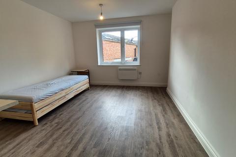 1 bedroom apartment to rent, ASYLUM ROAD, SO15