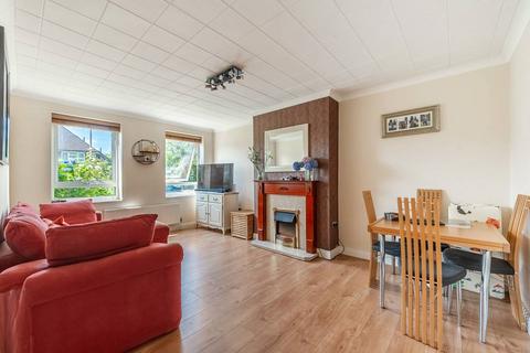 3 bedroom maisonette for sale, Tolcarne Drive, Pinner, HA5