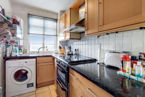 1 bedroom flat for sale, Streatham High Road, Streatham Hill, London, SW16