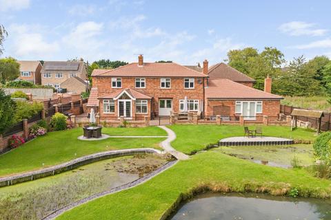 5 bedroom detached house for sale, Church Lane , Tetney DN36