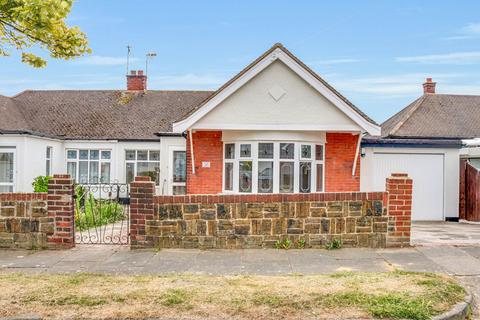 36 Ashurst Avenue, Southend-on-sea, SS2 4TJ