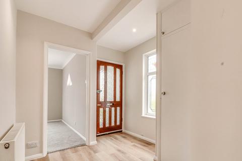 36 Ashurst Avenue, Southend-on-sea, SS2 4TJ