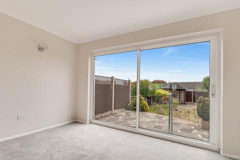 36 Ashurst Avenue, Southend-on-sea, SS2 4TJ