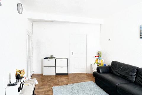 16 Avenons Road, London, E13 8HT