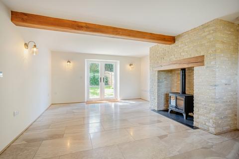 3 bedroom detached house for sale, Duck End Hinton in the Hedges Brackley, Northamptonshire, NN13 5NF