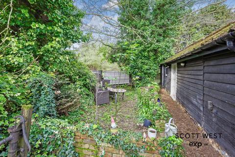 undefined, Greens Farm Lane, Billericay CM11