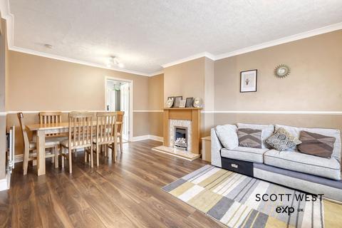 100 Woolmer Green, Basildon, SS15 5LW