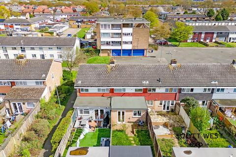 100 Woolmer Green, Basildon, SS15 5LW