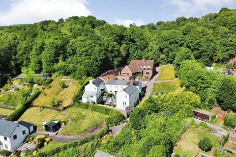 2 bedroom cottage for sale, Holes Square, Minehead TA24