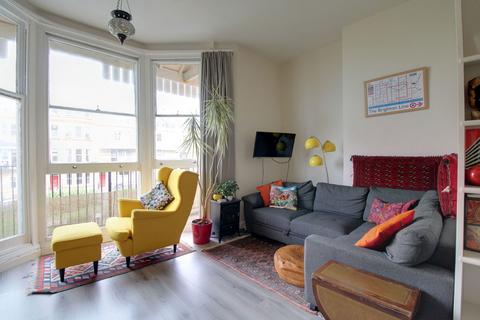 1 bedroom flat for sale, Bedford Square, Brighton BN1