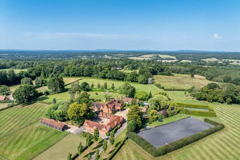 undefined, Mayes Lane, Warnham, Horsham, West Sussex, RH12 3SG.