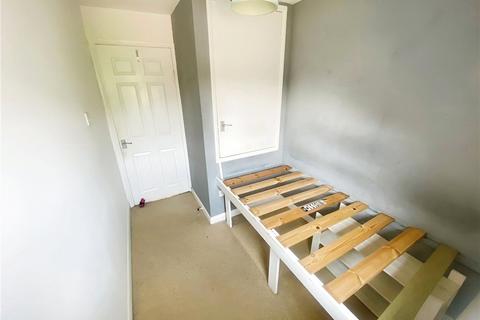 38 Scott Close, Emmer Green, Reading, RG4 8NY