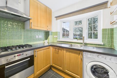 undefined, Redshaw Close, Buckingham, MK18