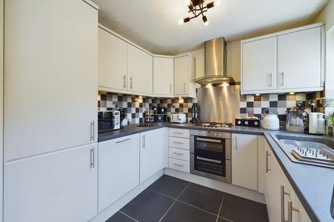 3 Chapman Close, Towcester, NN12 7AQ