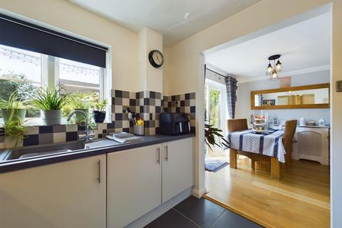 3 Chapman Close, Towcester, NN12 7AQ