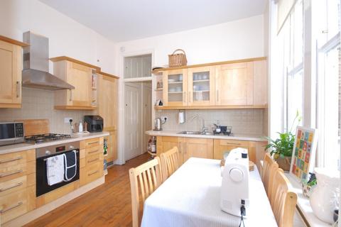 2 bedroom apartment to rent, Cranworth Gardens, Oval SW9