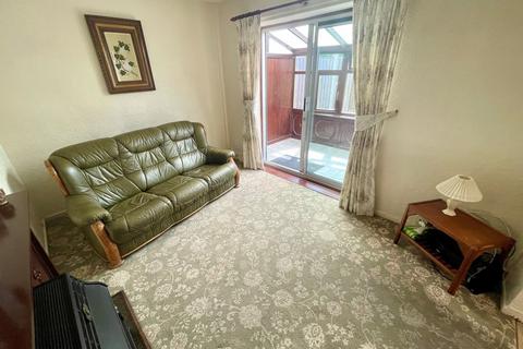 66 Westcroft Avenue, Wolverhampton, WV10 8NH