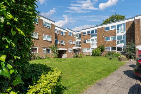 5 Northcotts, Hatfield, AL9 5ES