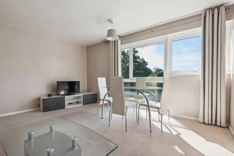 5 Northcotts, Hatfield, AL9 5ES