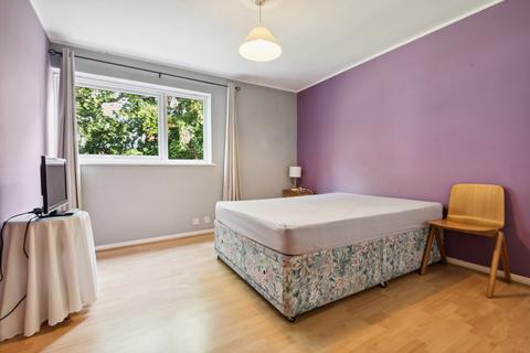 5 Northcotts, Hatfield, AL9 5ES