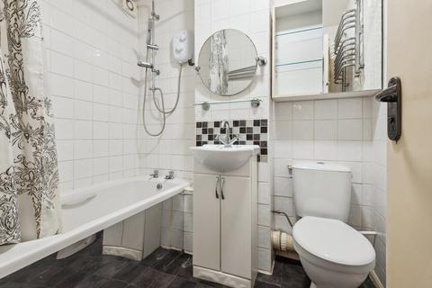 5 Northcotts, Hatfield, AL9 5ES