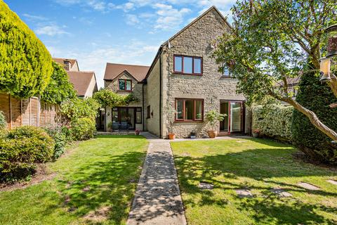 8 Chiltern View, Little Milton, Oxford, OX44 7QP