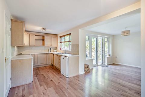 8 Chiltern View, Little Milton, Oxford, OX44 7QP