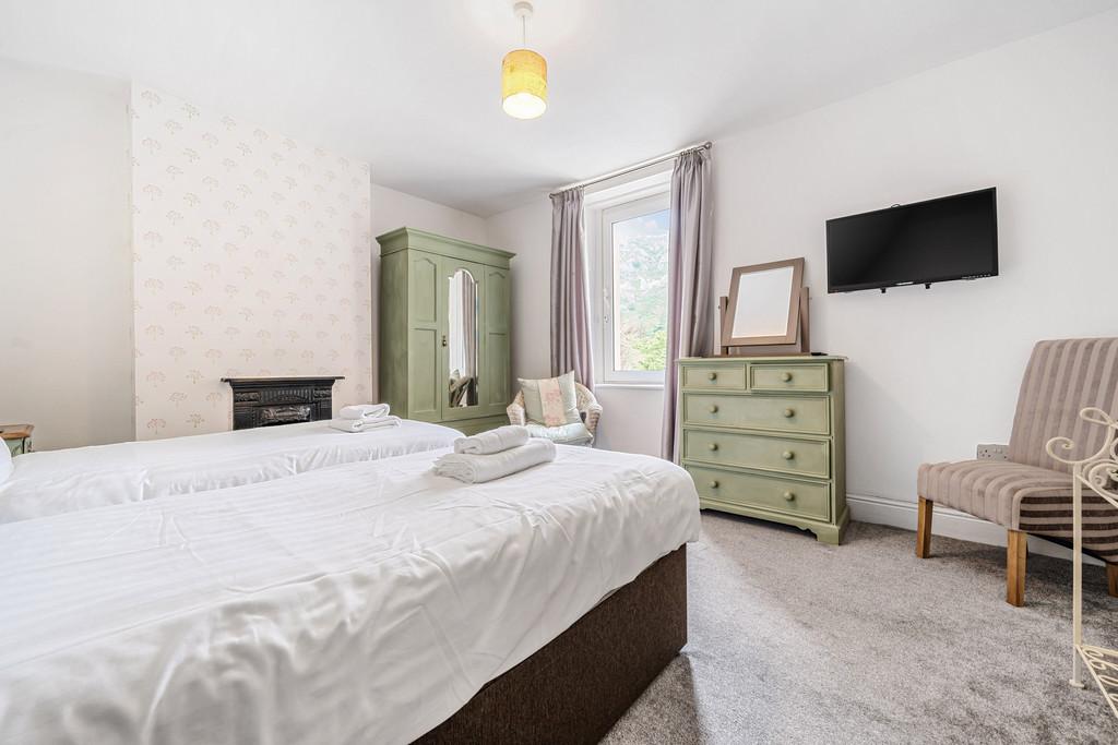 Guest Bedroom 2