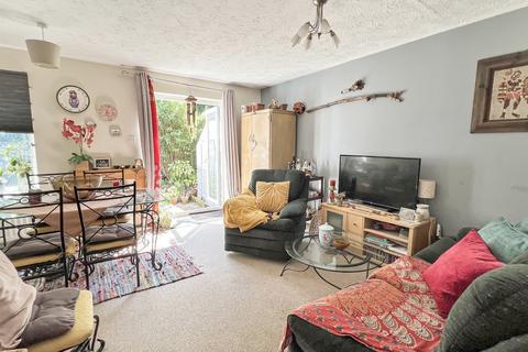 3 bedroom end of terrace house for sale, Cornbrash Rise, Hilperton