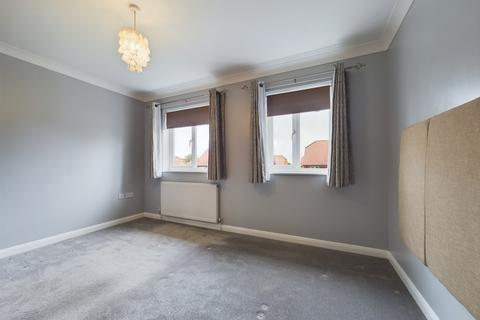 2 bedroom terraced house to rent, Gray Close, Hawkinge