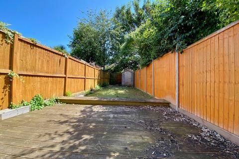 64 Tharp Road, Wallington, SM6 8LE
